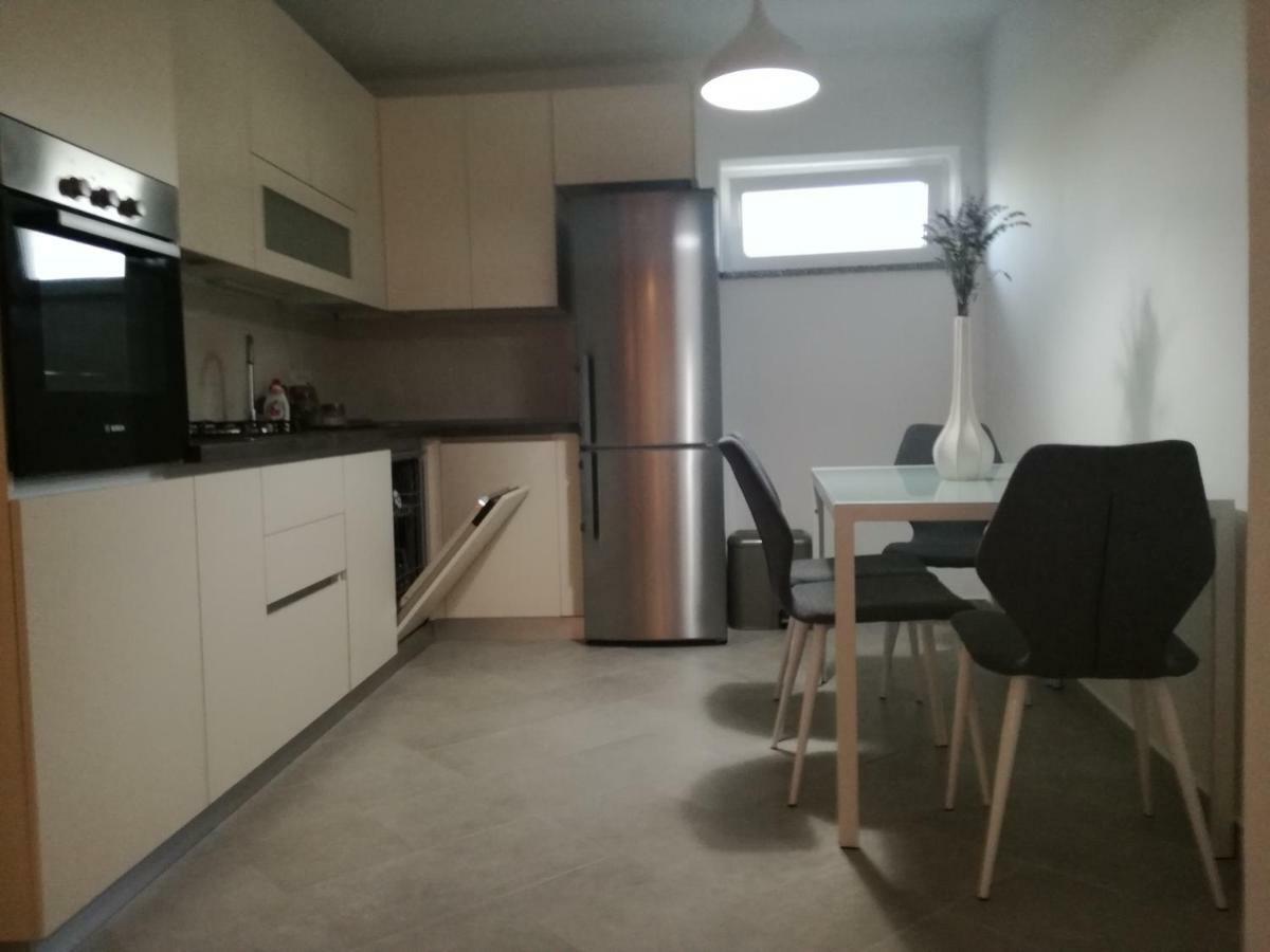 Kuca Za Odmor Pende Villa Banjol Exterior foto